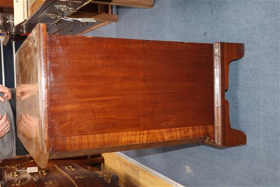 A small 18th century walnut chest of drawers W.75cm